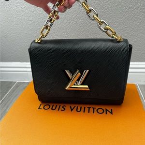 Louis Vuitton Twist MM Bag